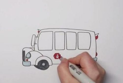 校车简笔画怎么画 校车简笔画彩色画法图解