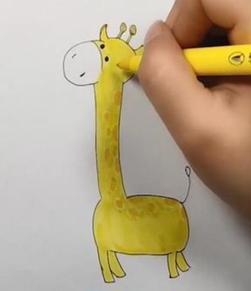 长颈鹿简笔画大全带颜色 长颈鹿可爱简笔画怎么画