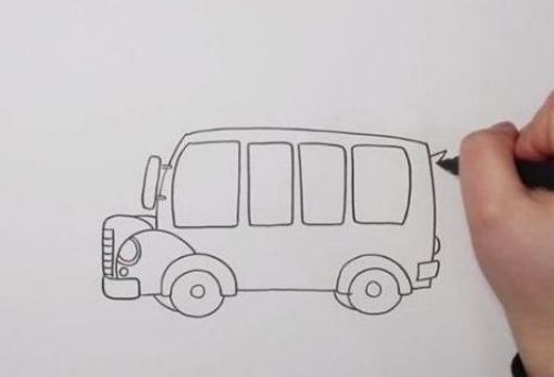 校车简笔画怎么画 校车简笔画彩色画法图解