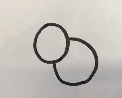 枇杷果简笔画教程 简单好看枇杷果简笔画怎么画