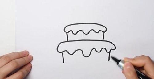 可爱生日蛋糕简笔画怎么画 简单生日蛋糕简笔画步骤图