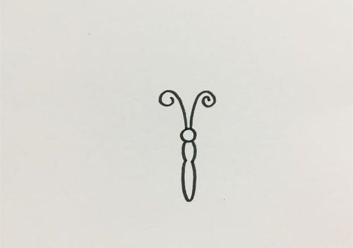 漂亮蝴蝶简笔画怎么画 又好看又简单蝴蝶简笔画带颜色画法