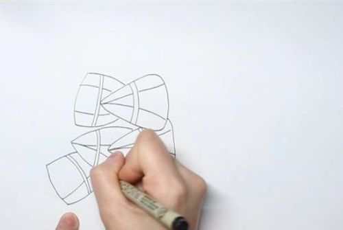 可爱粽子简笔画怎么画 彩色粽子简笔画步骤