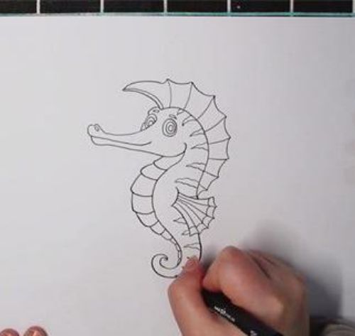 简单海马简笔画怎么画 彩色可爱海马简笔画教程-素描自学网 简单海马简笔画怎么画 彩色可爱海马简笔画教程