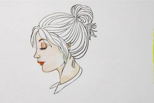 动漫人物侧颜简笔画怎么画 动漫女孩侧颜简笔画步骤