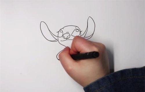 彩色可爱史迪仔简笔画步骤教学 卡通人物史迪仔简笔画怎么画